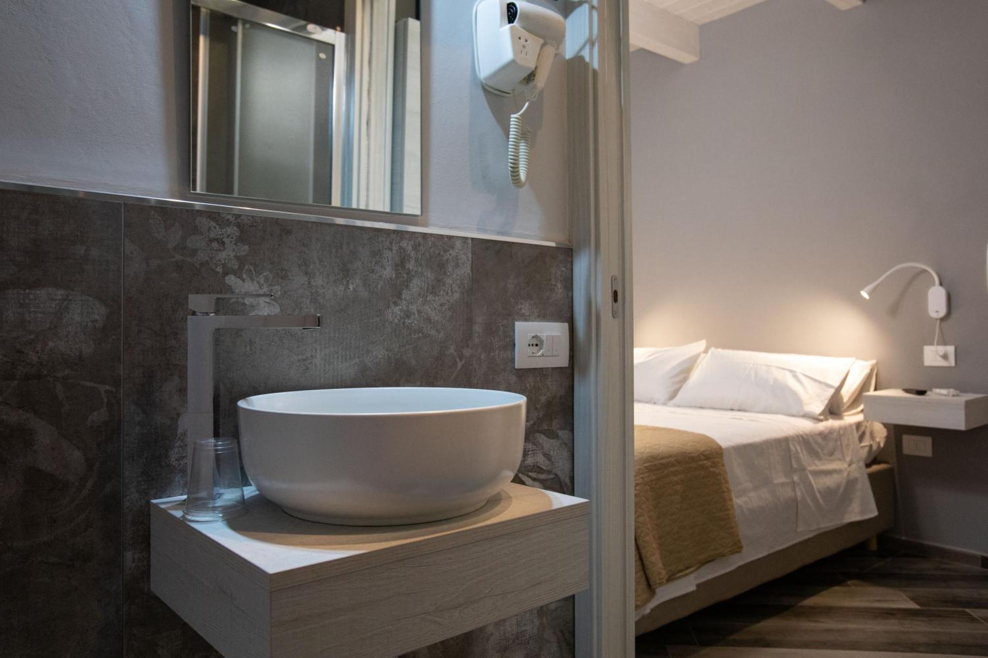 Al 54 Accommodation San Benedetto del Tronto Exterior foto
